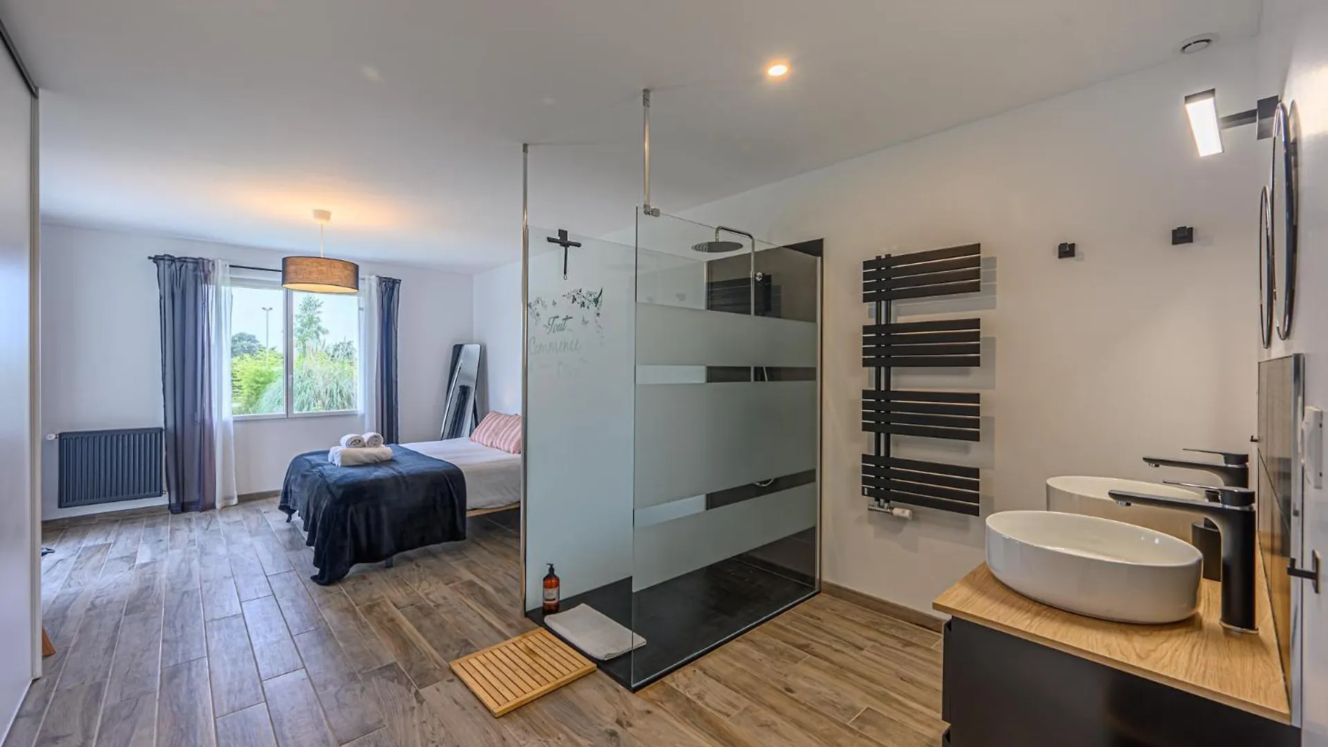 L'Envolee De Charme - Maison A 10M De Vannes Theix